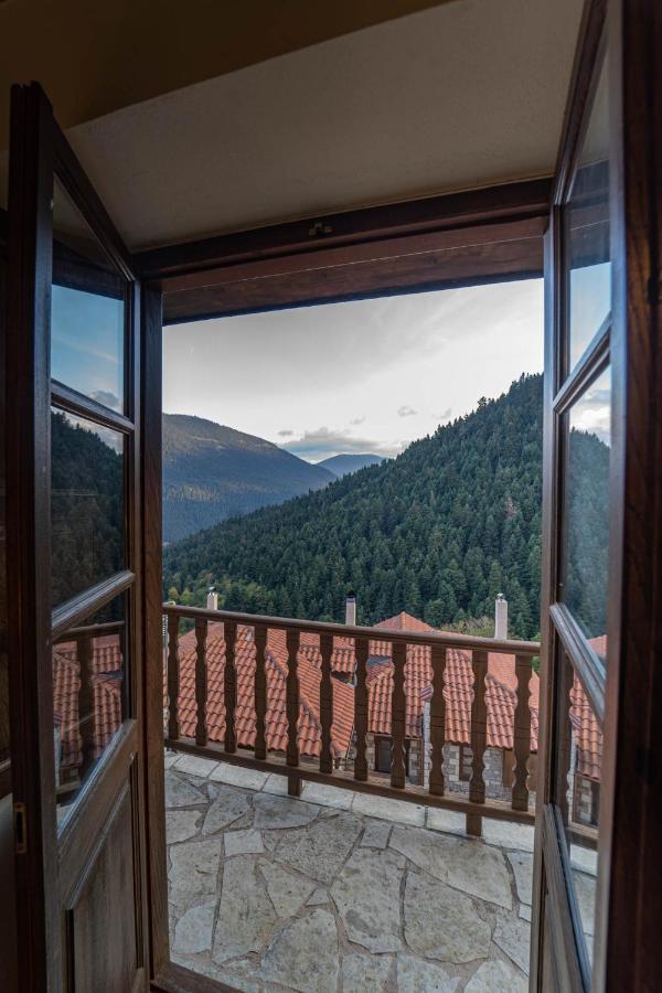 Maisonette Korfes-Κορφές-Μ Δύο Αυτόνομοι Όρoφοι Της Βίλας Κορφές Για Οικογένειες Και Μικρές Παρέες Karpenísion Zewnętrze zdjęcie