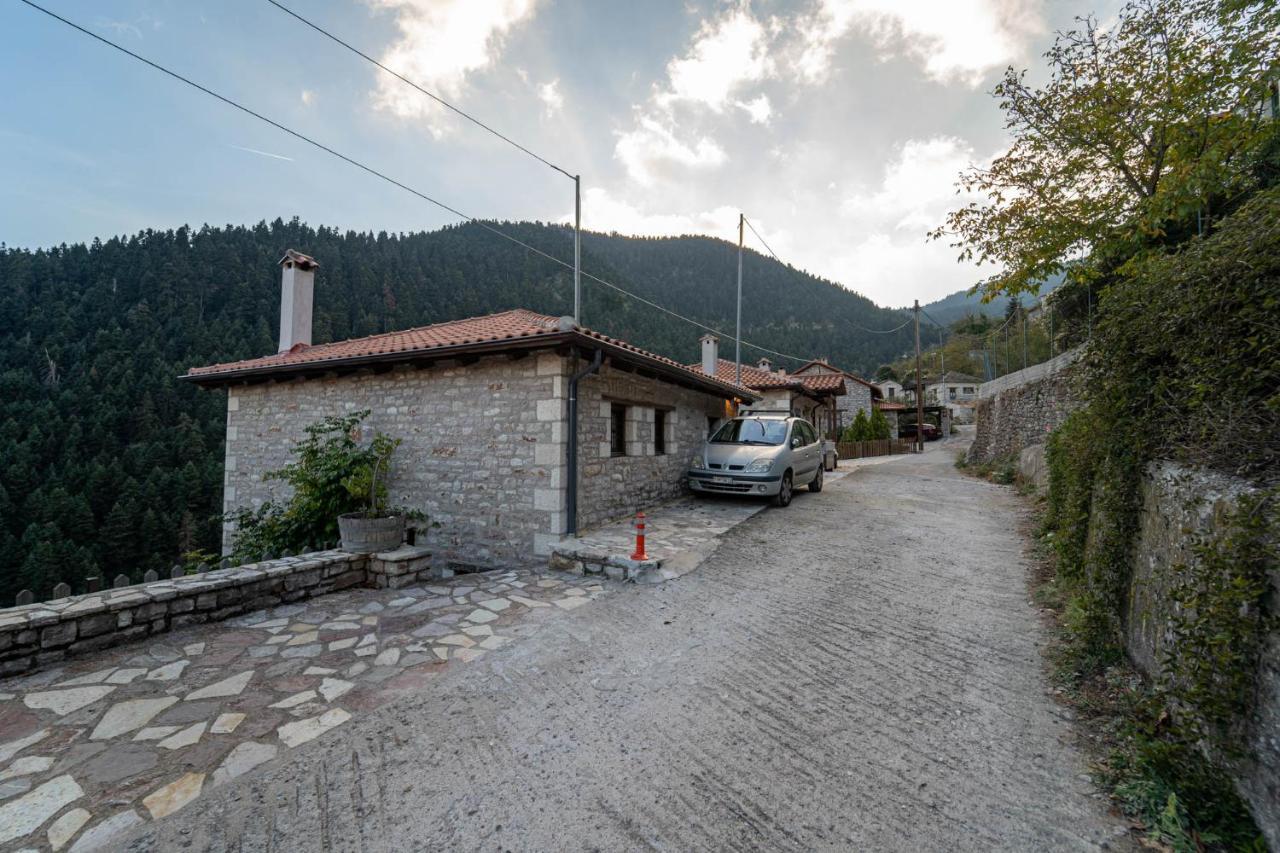 Maisonette Korfes-Κορφές-Μ Δύο Αυτόνομοι Όρoφοι Της Βίλας Κορφές Για Οικογένειες Και Μικρές Παρέες Karpenísion Zewnętrze zdjęcie