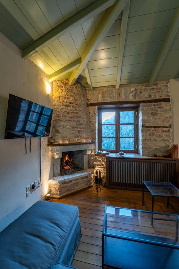 Maisonette Korfes-Κορφές-Μ Δύο Αυτόνομοι Όρoφοι Της Βίλας Κορφές Για Οικογένειες Και Μικρές Παρέες Karpenísion Zewnętrze zdjęcie
