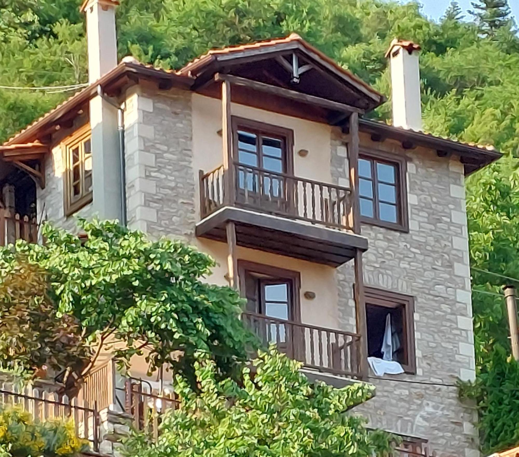 Maisonette Korfes-Κορφές-Μ Δύο Αυτόνομοι Όρoφοι Της Βίλας Κορφές Για Οικογένειες Και Μικρές Παρέες Karpenísion Zewnętrze zdjęcie